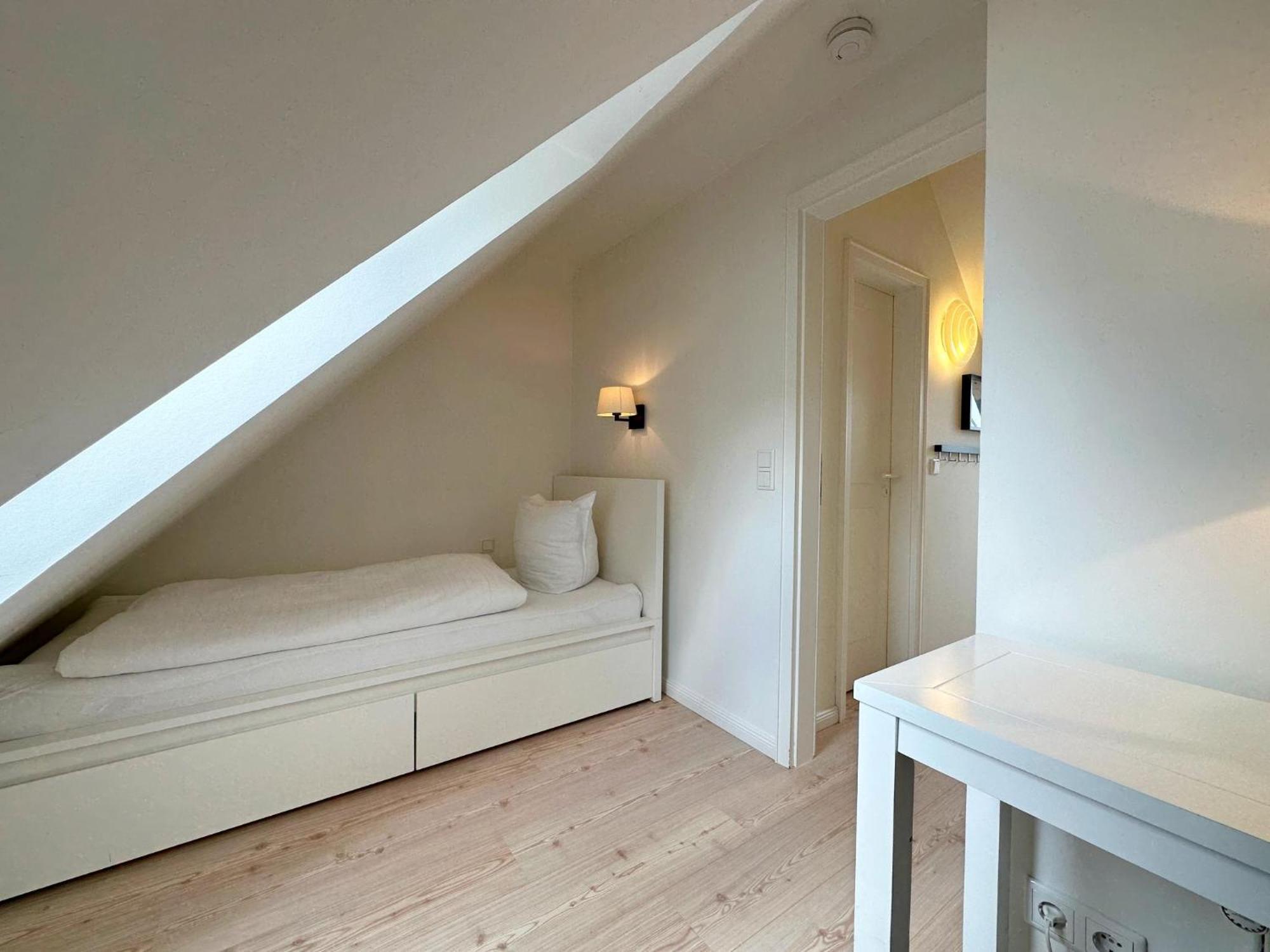 Haus Inselglueck Zentral In Westerland Exterior photo